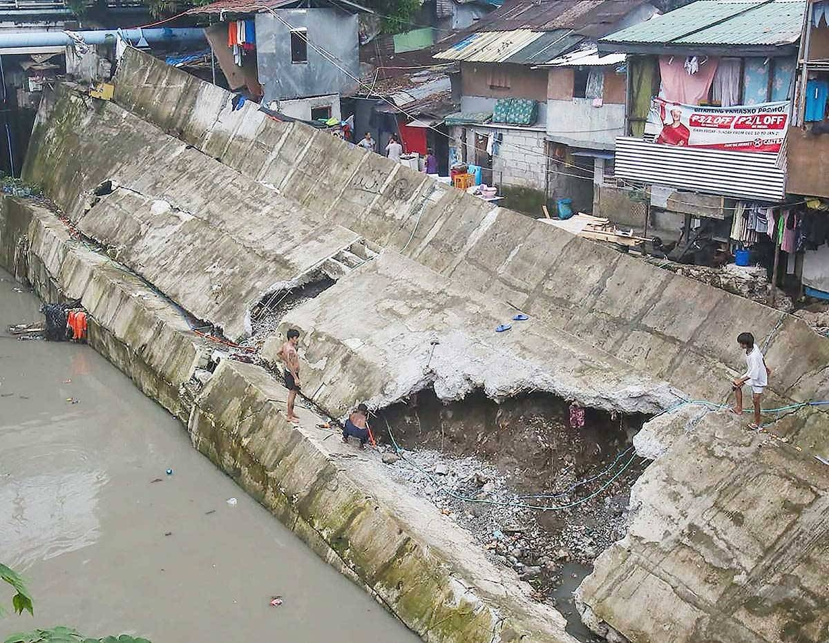 Ombudsman Complaint Laban Sa Mga DPWH Officials at Contractors